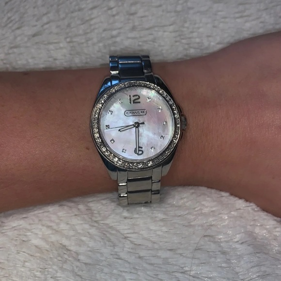 COACH TRISTEN WOMEN’S MOTHER OF PEARL STEEL DIAMOND WATCH main image 9